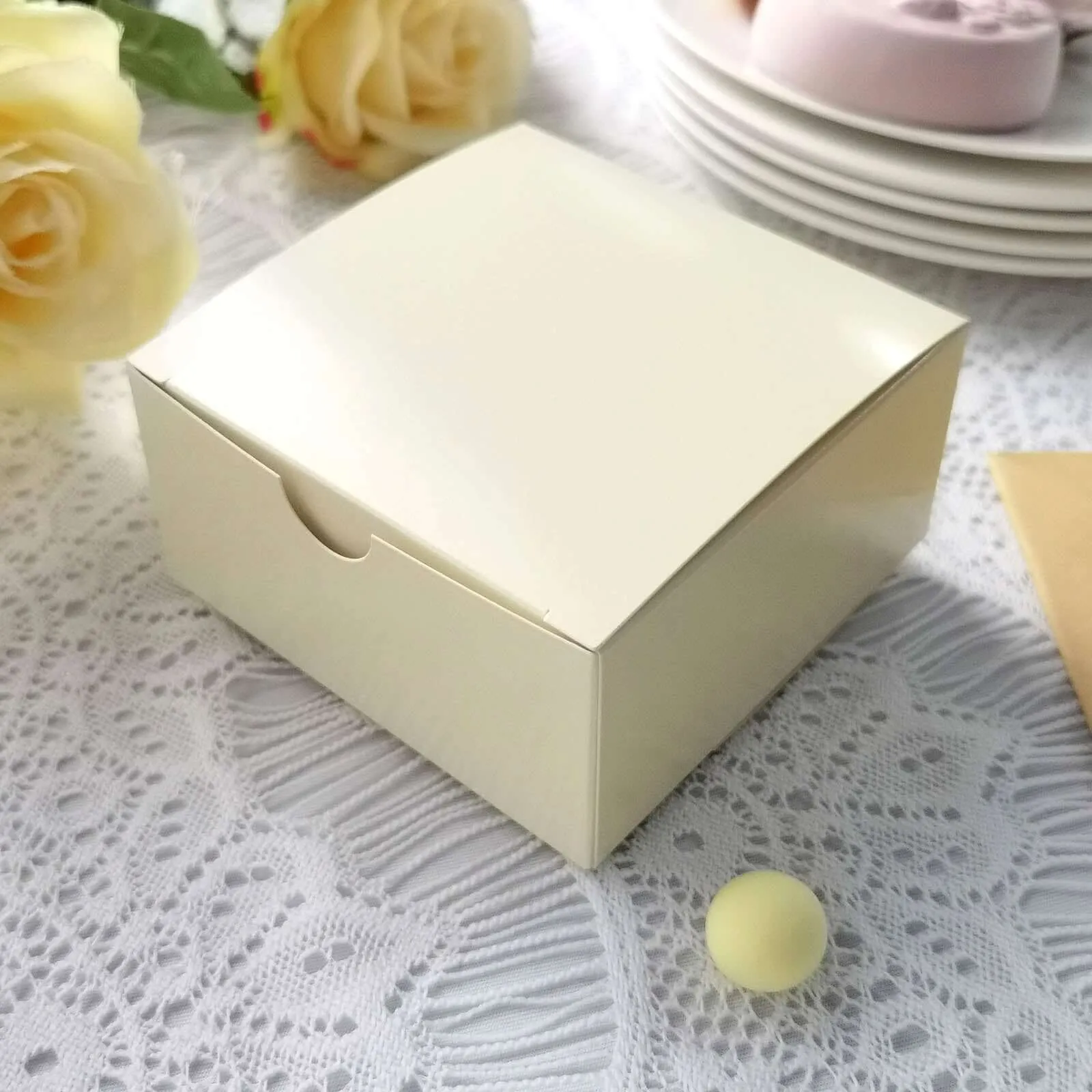 100 Pack 4"x4"x2" Ivory Cake Cupcake Party Favor Gift Boxes, DIY