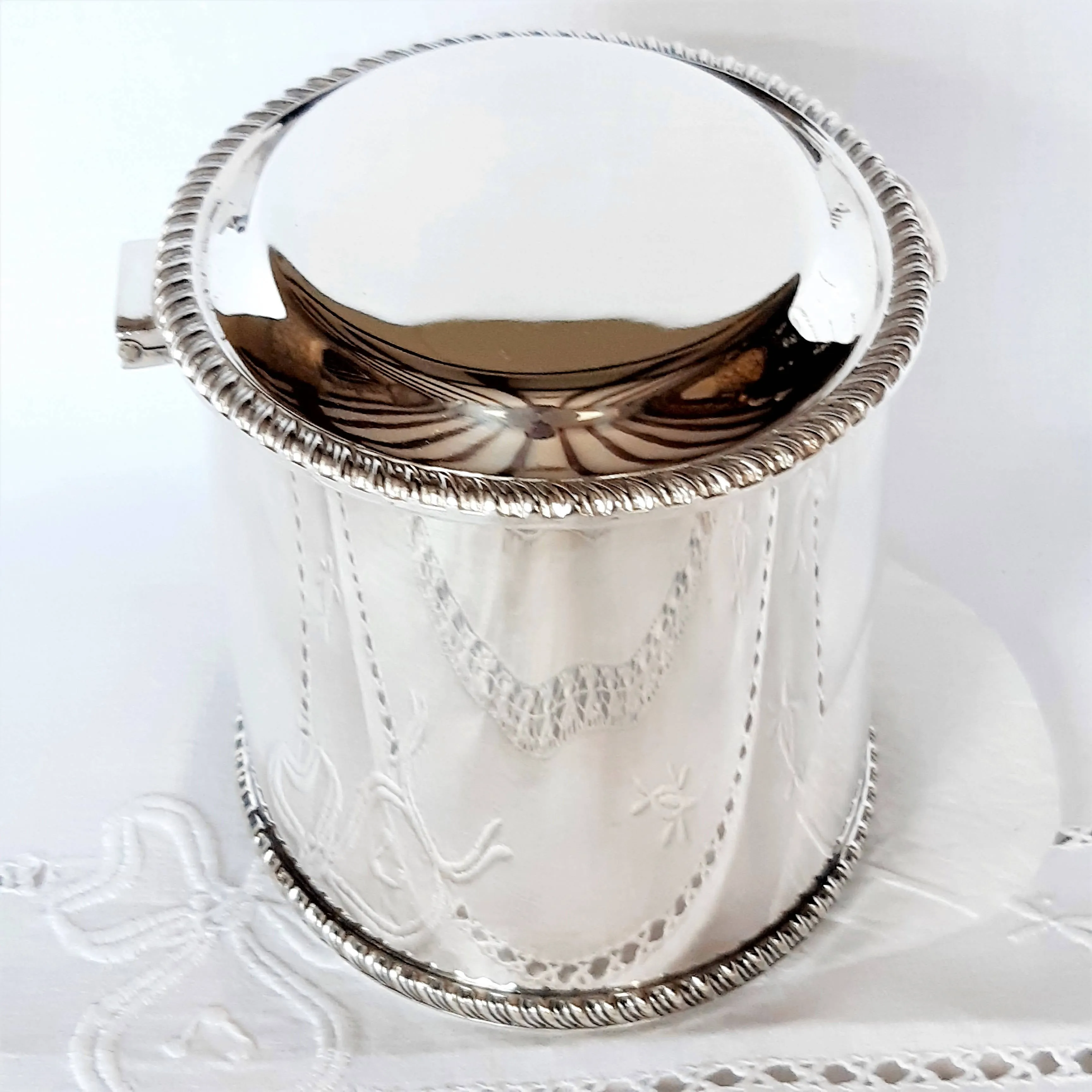 1938 Elkington & Co Silver Plate Tea Caddy