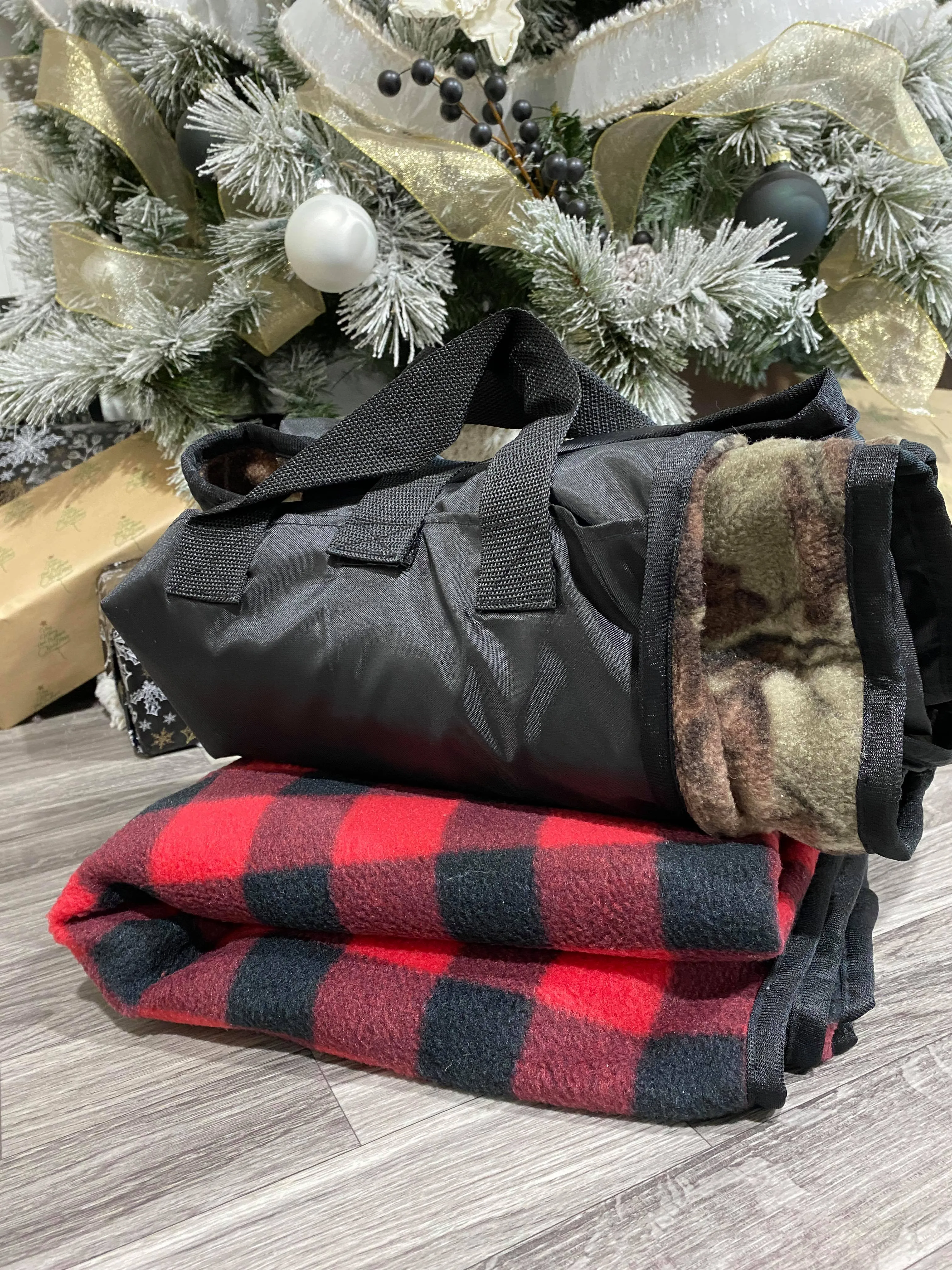 30 Days 30 Deals-Alpine Fleece Picnic Blanket