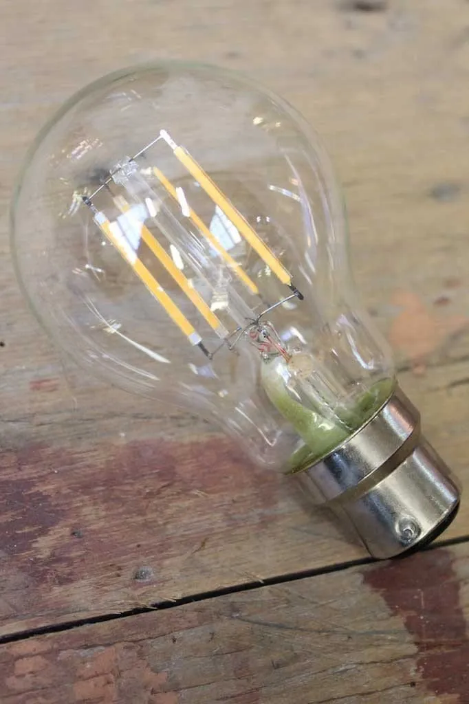 4W B22 Filament LED A60 Round 2200K Bulb Dimmable