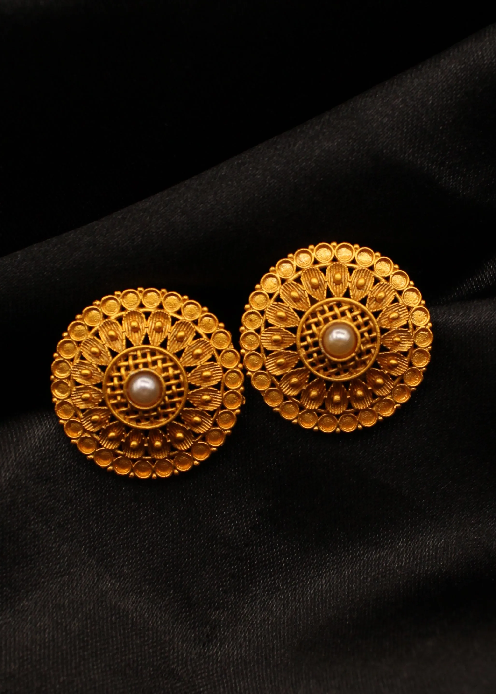 BLOSSOM DESIGNER STUDS