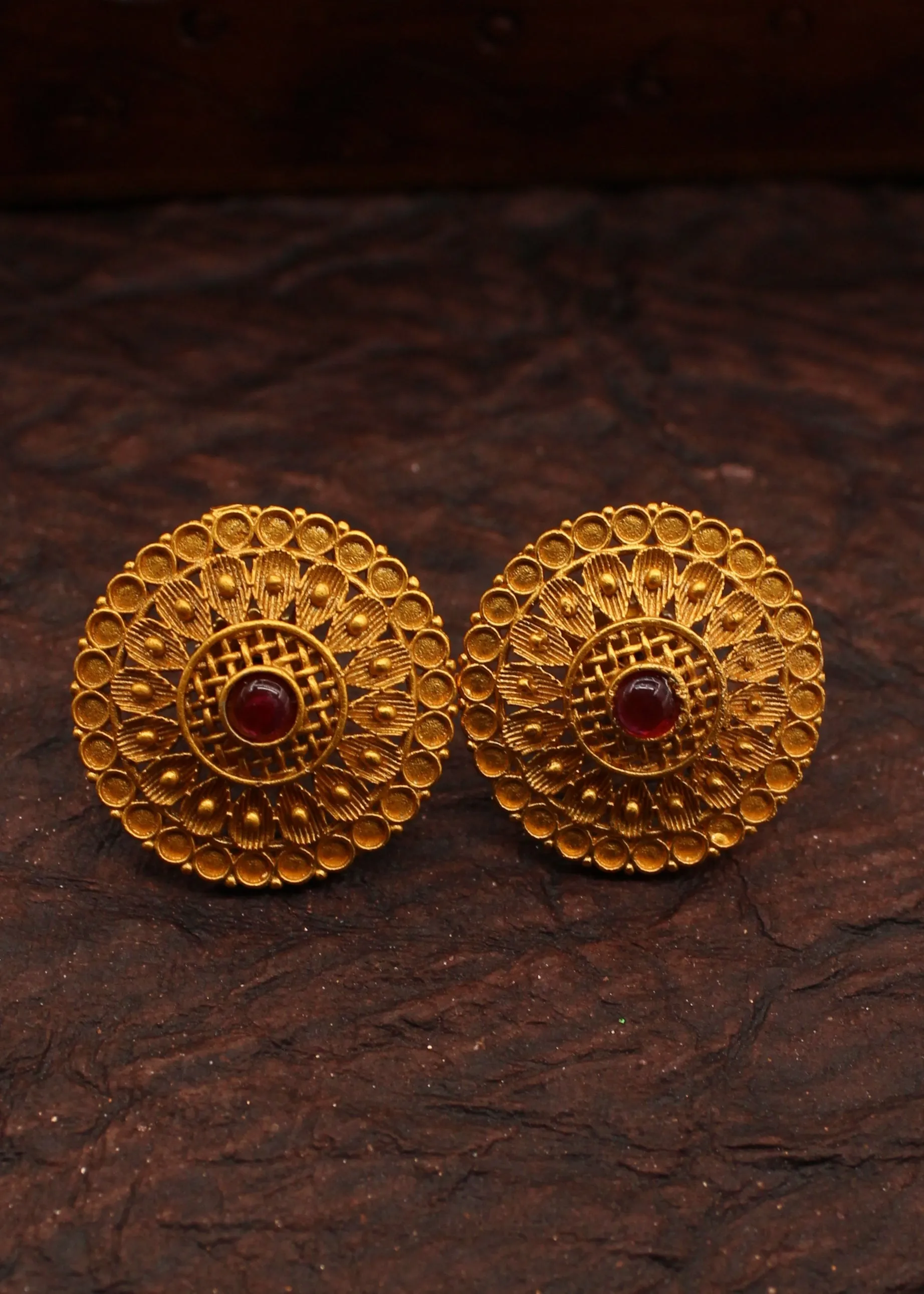 BLOSSOM DESIGNER STUDS