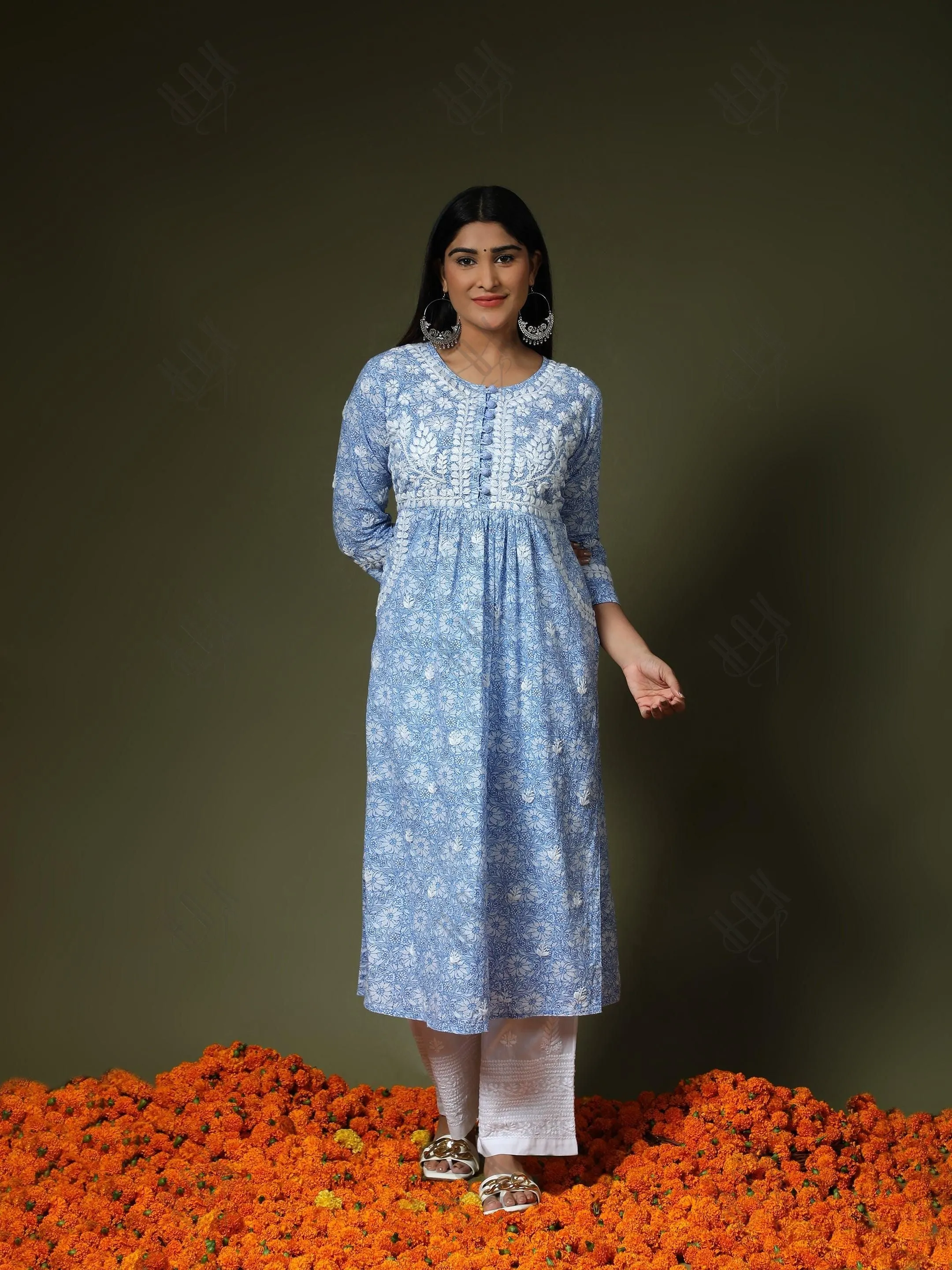 Hand embroidery Chikankari Long Kurta- Printed White