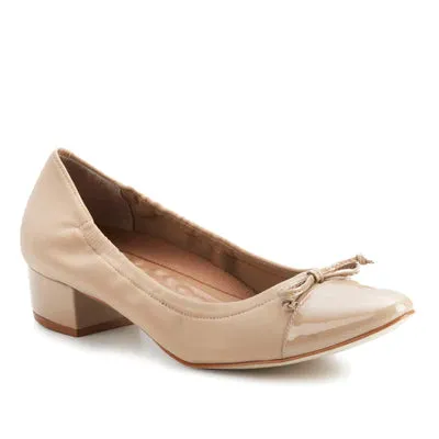 Hollis Pump: Light Taupe Micro with Patent Leather I Walking  Cradle