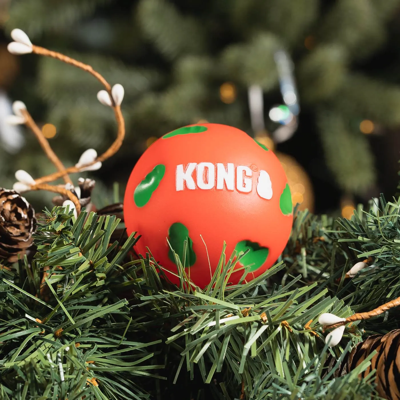 KONG Holiday Occassion Balls 4 Pack