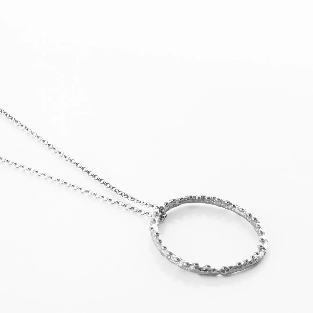 Medium twig hoop with dewdrops - sparkling necklace - silver 925