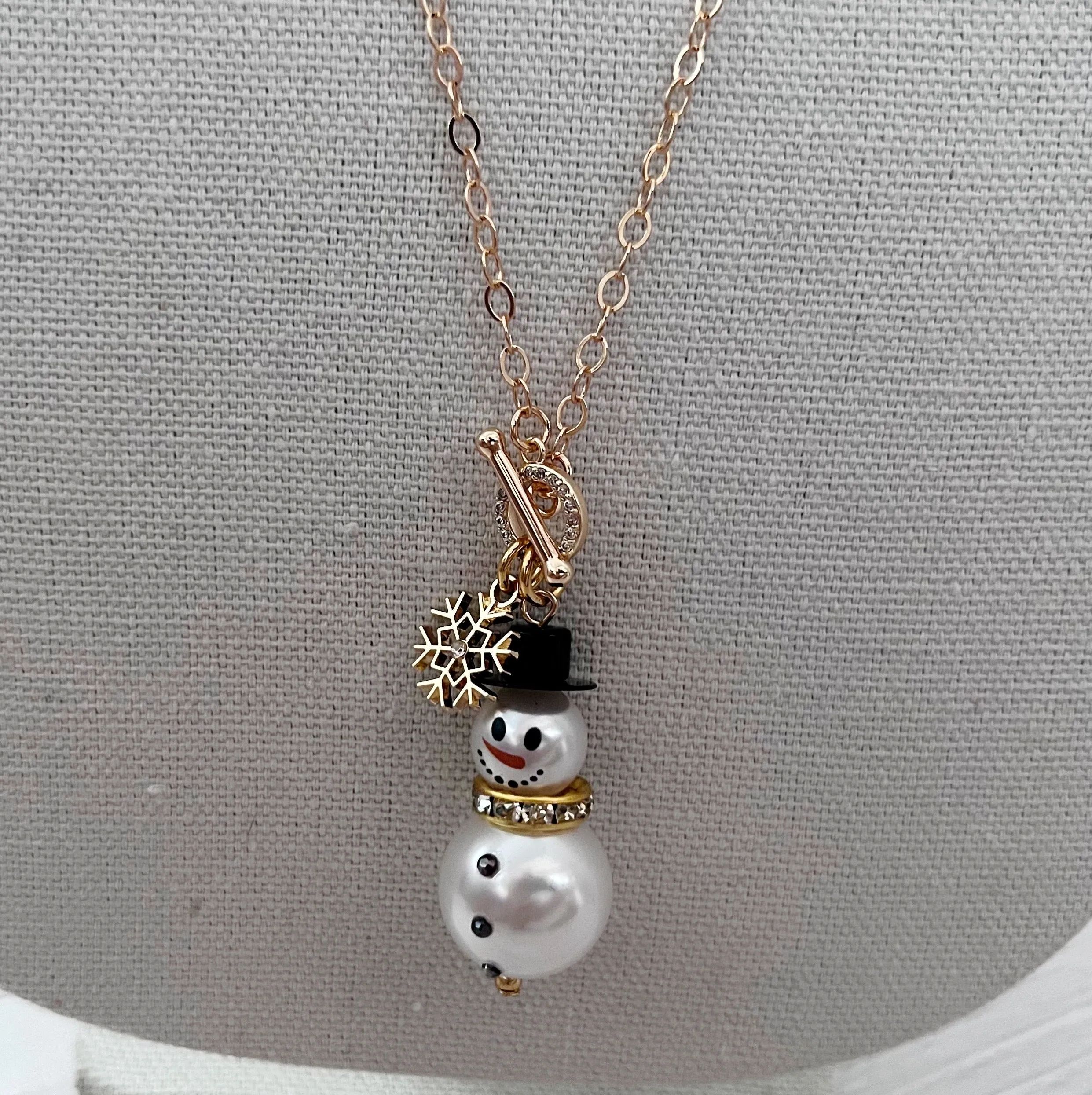 Pearl Snowman Toggle Necklace