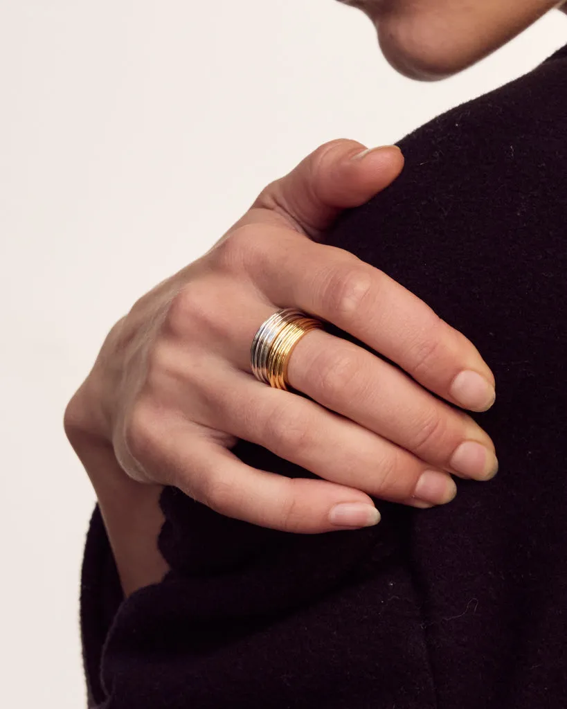 Remy Ridged Ring