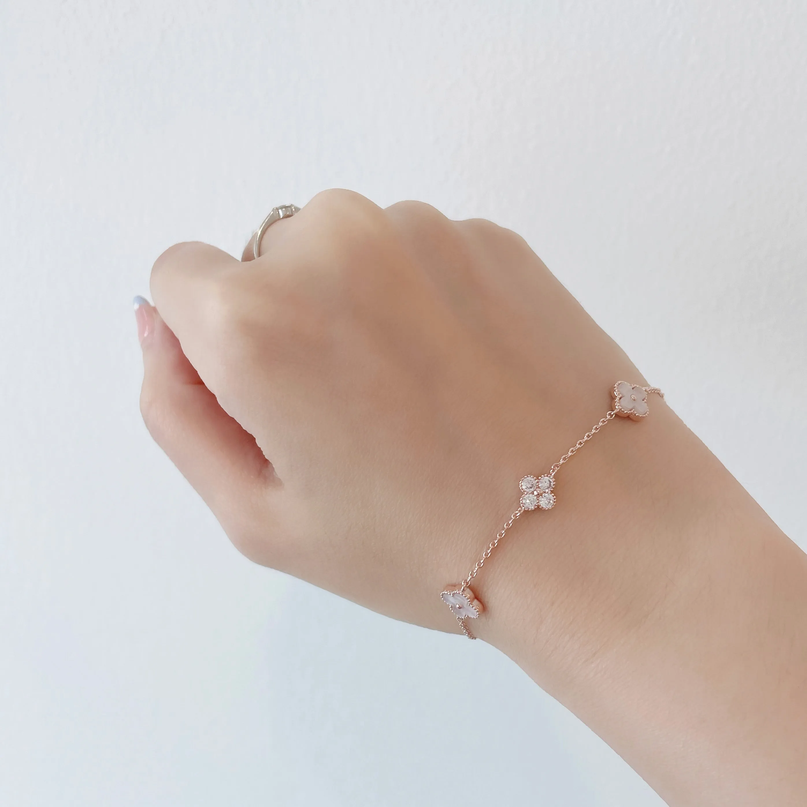 Rose Gold Vanya Diamond Clover Bracelet