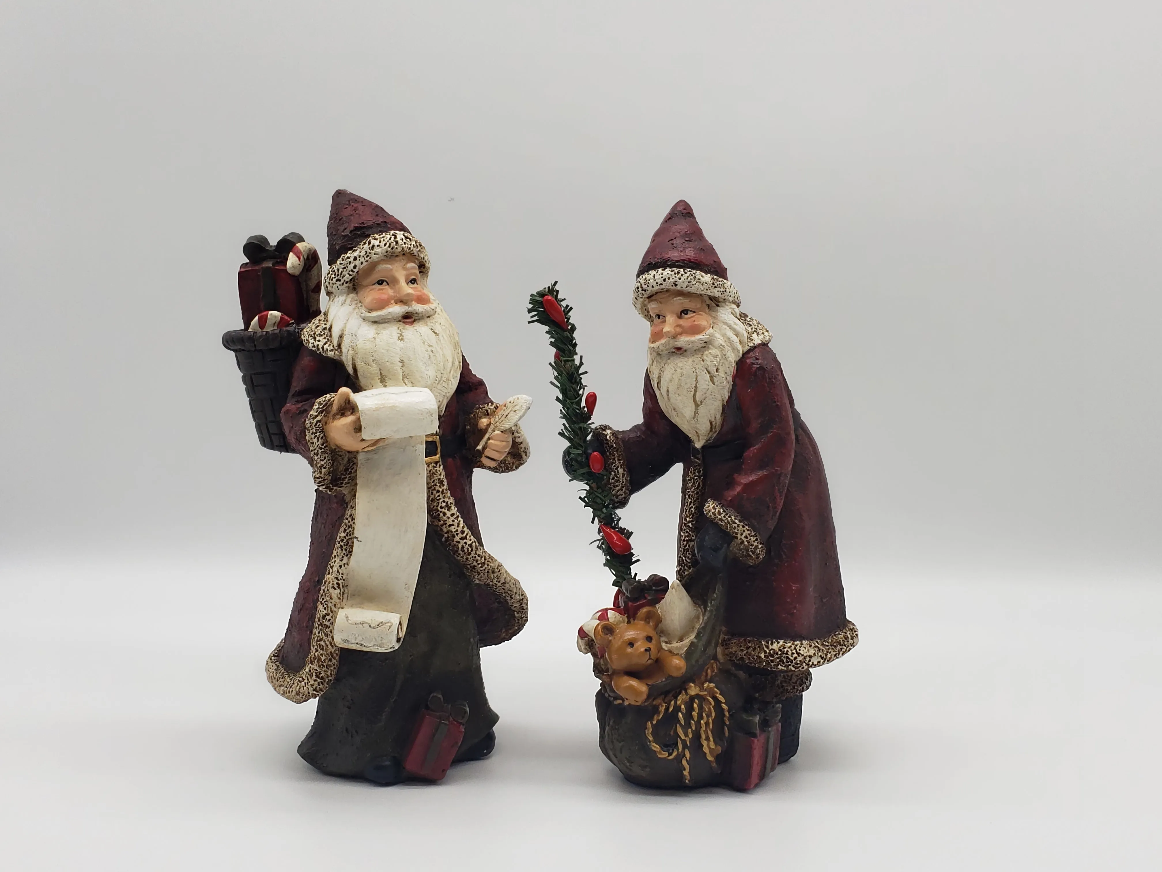 Santa Gift Giving Christmas Decor