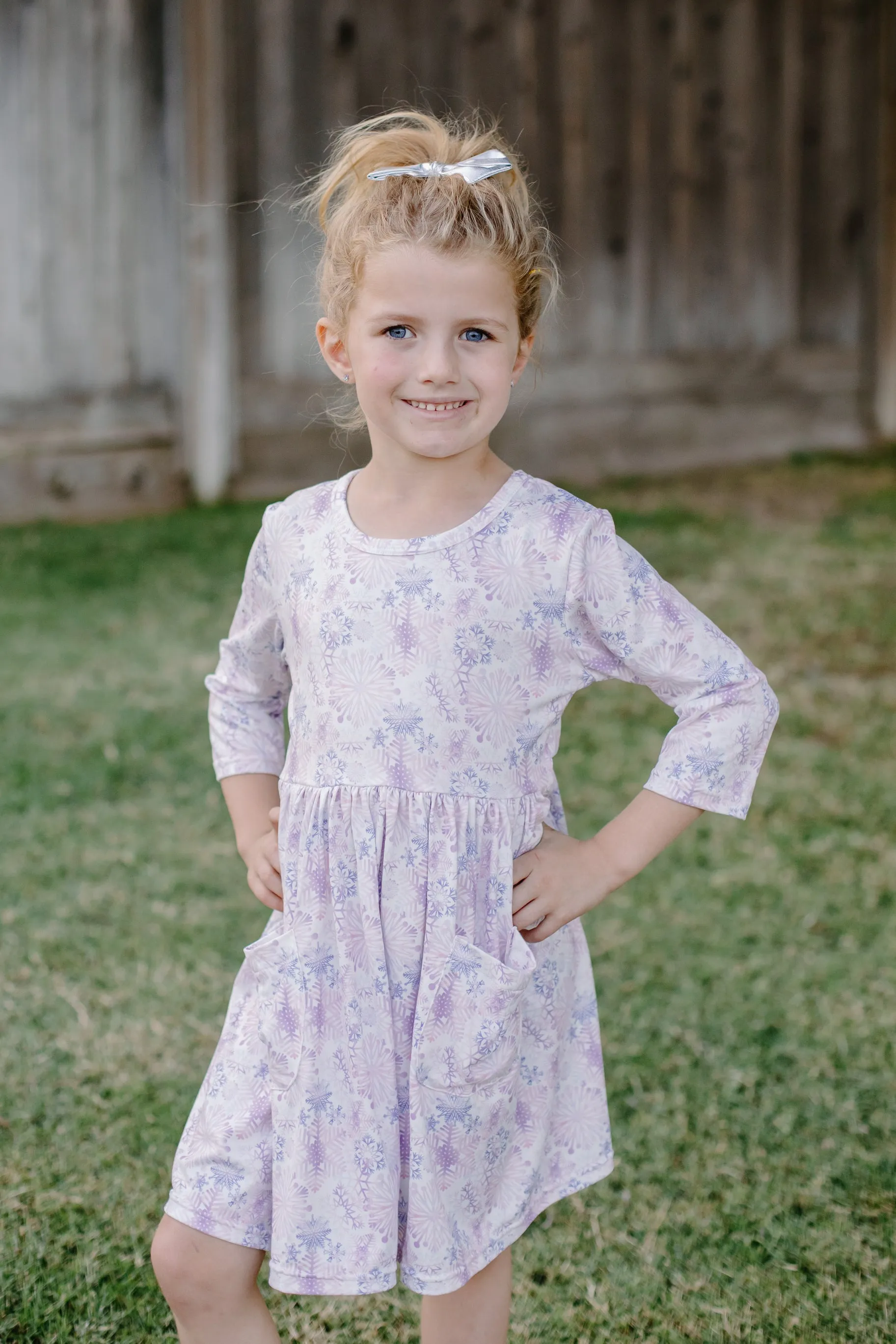 SNOWFLAKE DRESS WITH POCKETS