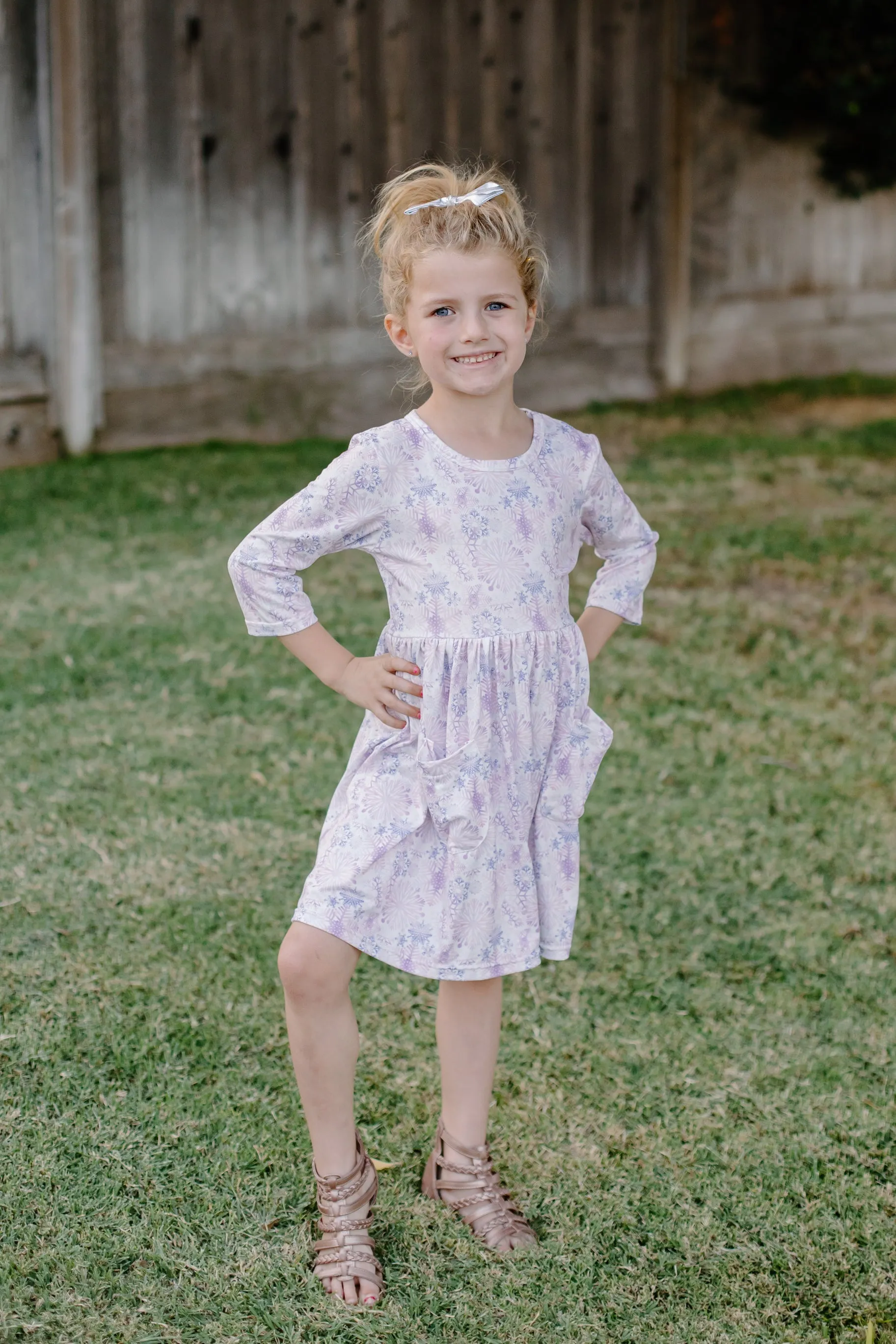 SNOWFLAKE DRESS WITH POCKETS