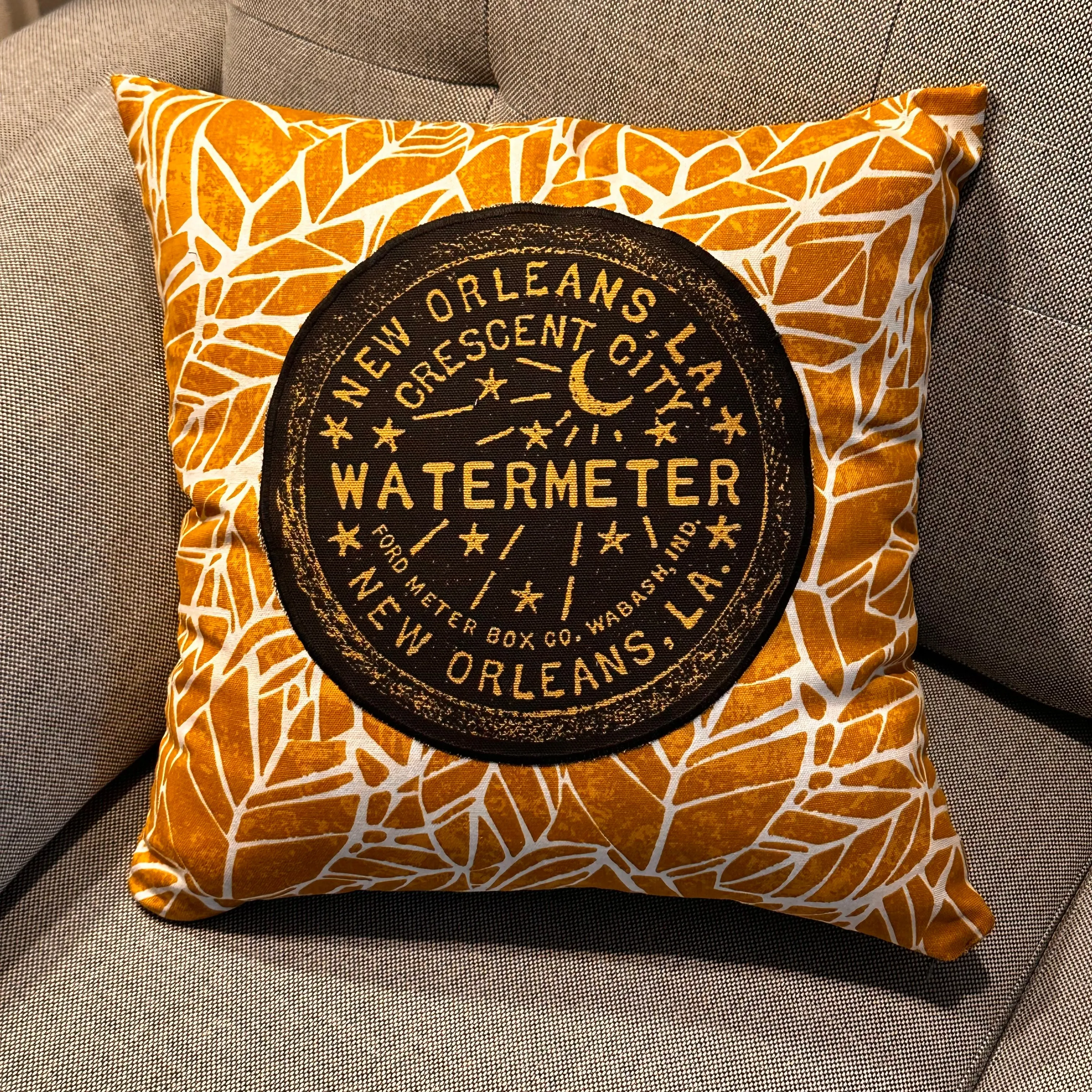 Watermeter Pillow (as shown)